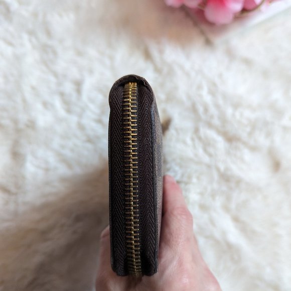 Louis Vuitton Damier Ebene Zippy Wallet w/ box & dust bag - Picture 3 of 13